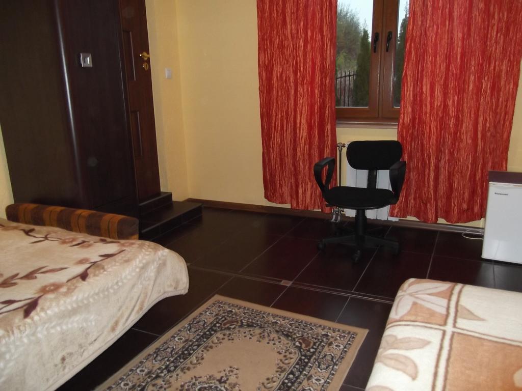 Dworek W Zieleni Warsaw Room photo