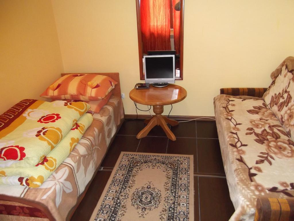 Dworek W Zieleni Warsaw Room photo