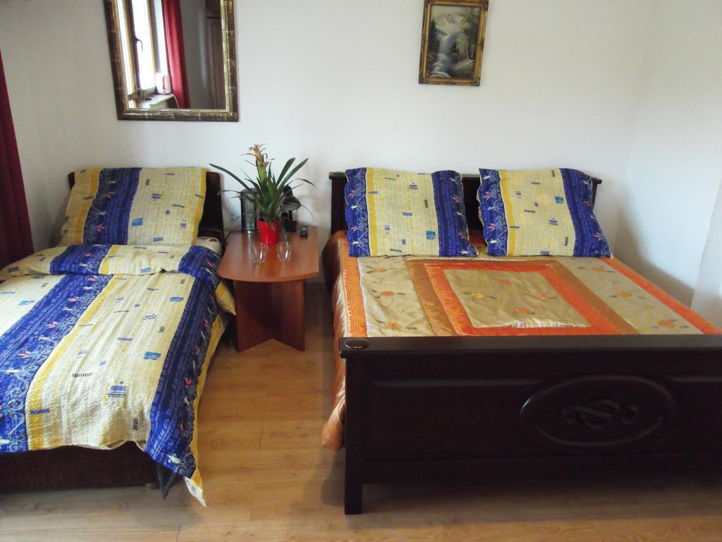 Dworek W Zieleni Warsaw Room photo